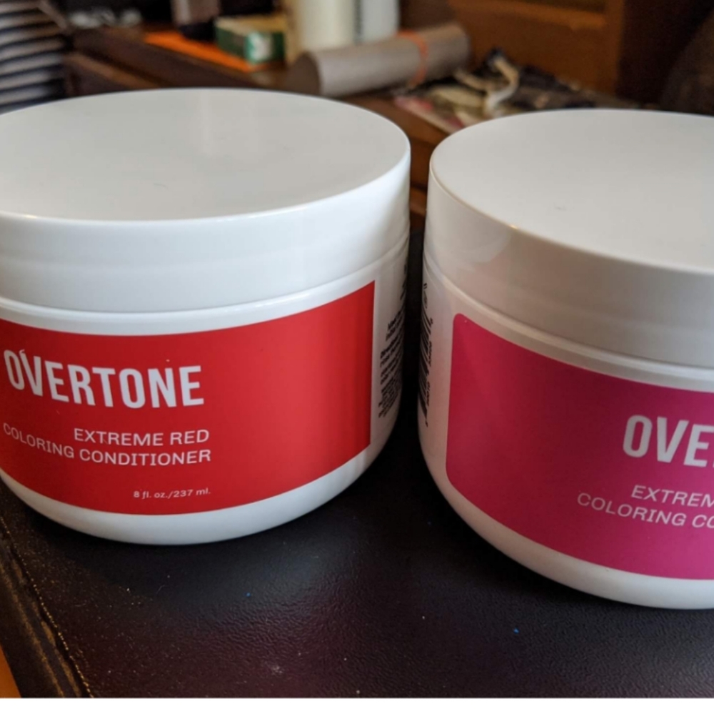 Overtone Red Coloring Conditioner